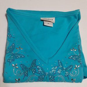 5/$20 Distinct Women's Embellished V Neck Top in Size XL